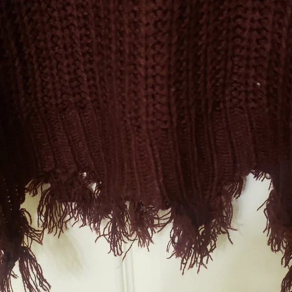 SALE!!💖💞 Miracle Maroon Ripped Oversized V-Neck Sweater - Picture 5 of 6